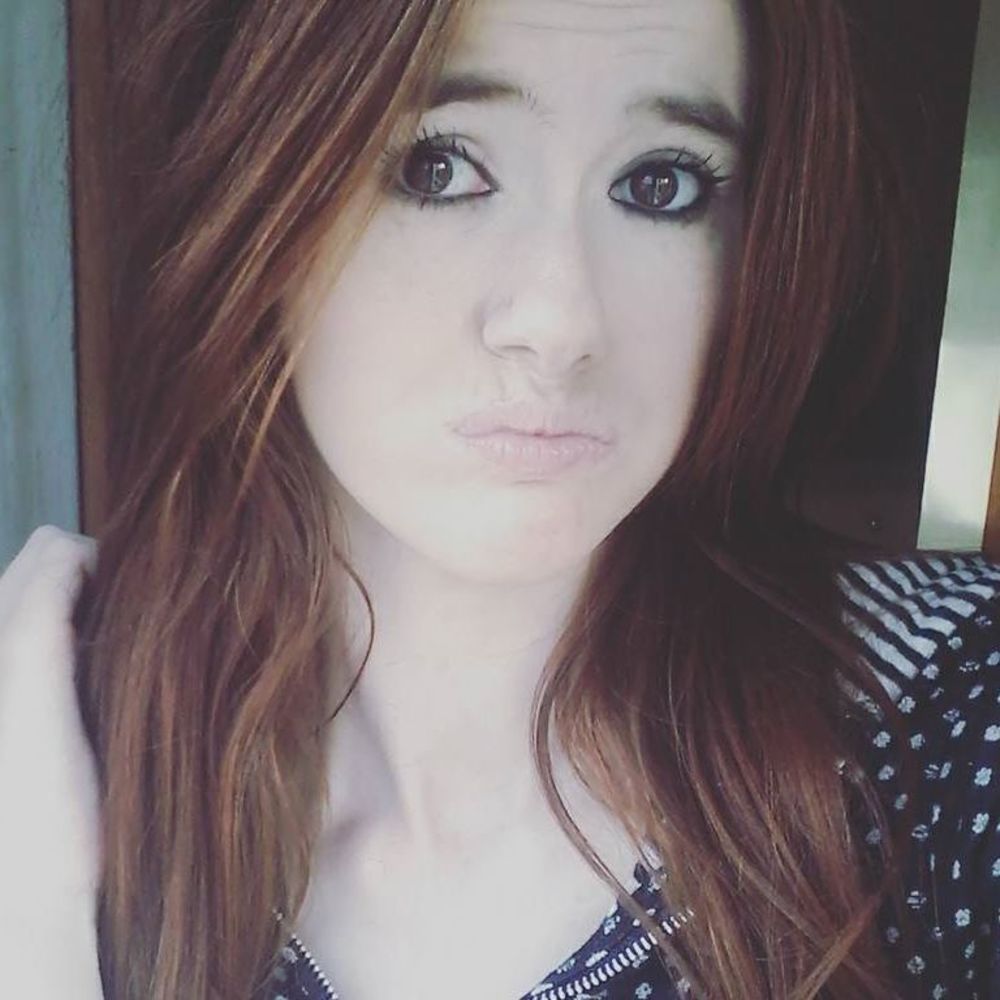 Meet your Posher, April